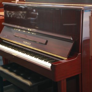 Yamaha W108 Used Piano