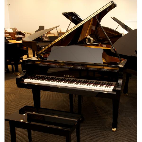 Yamaha C3 Grand Piano - September Special!