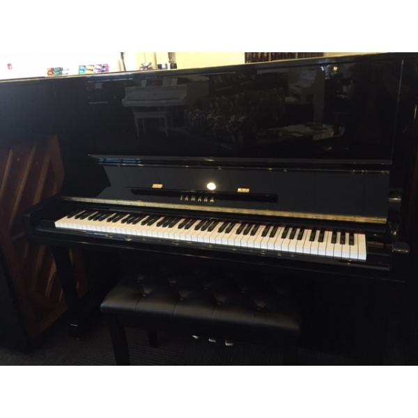 Yamaha U30BL Used Piano