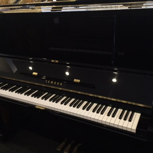 Yamaha YUX Used Piano